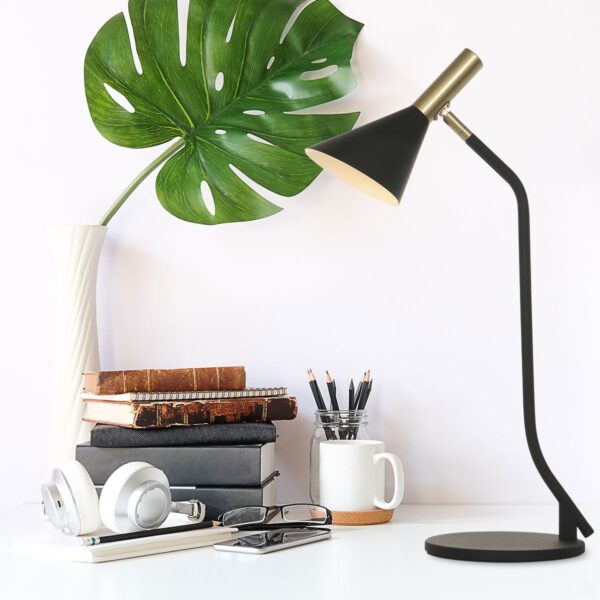 Bush- bordlampe i sort metal Bush- bordlampe i sort metal