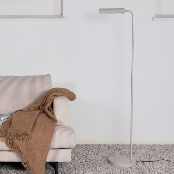 Conner - Gulvlampe i beige metal