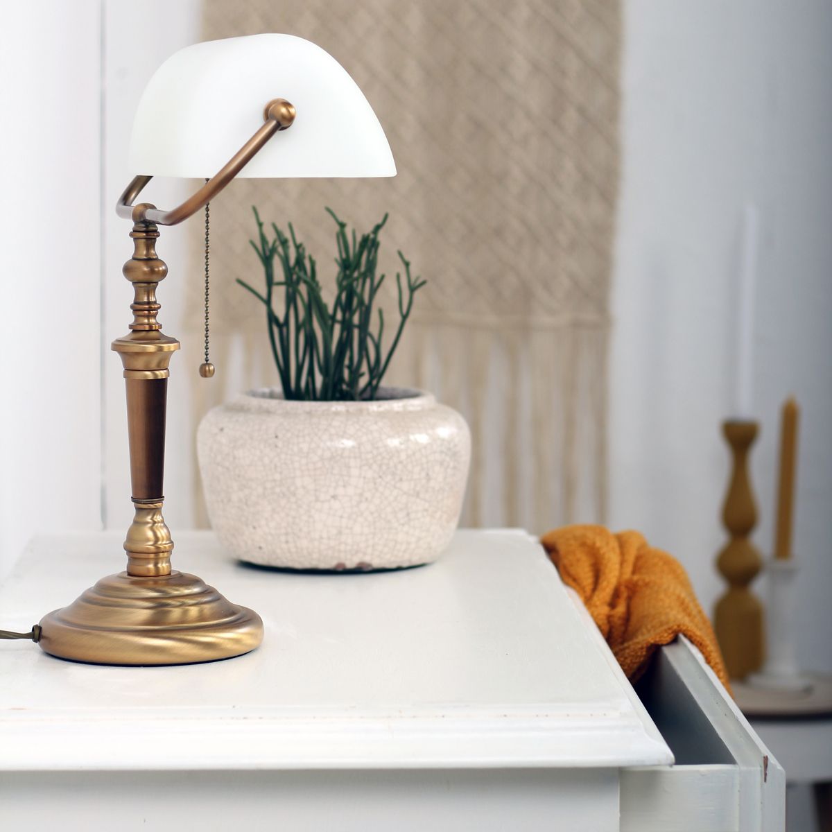 Deed - Bordlampe i bronze og hvidt glas 1 Deed - Bordlampe i bronze og hvidt glas