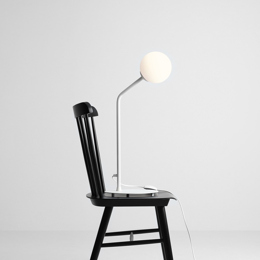 Limelight - Bordlampe i hvidt metal og hvidt glas 1 Limelight - Bordlampe i hvidt metal og hvidt glas