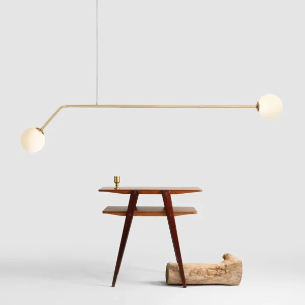 Limelight - Loftlampe i guldfarvet metal og hvidt glas, bredde 150 cm Limelight - Loftlampe i guldfarvet metal og hvidt glas, bredde 150 cm