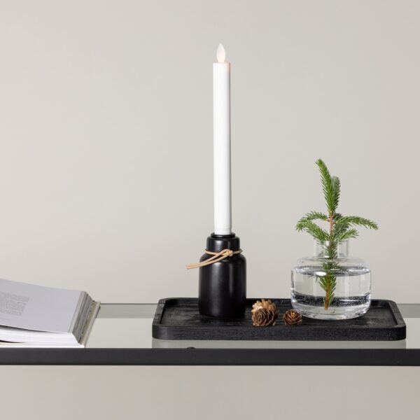 Luzz - Lysestage i sort plast med LED lys, 6 x 28 cm.