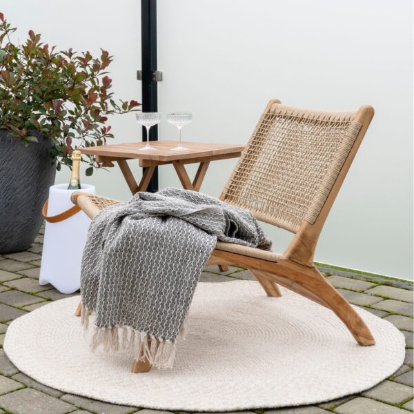 Onas - Stol i teaktræ og pollyrattan Onas - Stol i teaktræ og pollyrattan