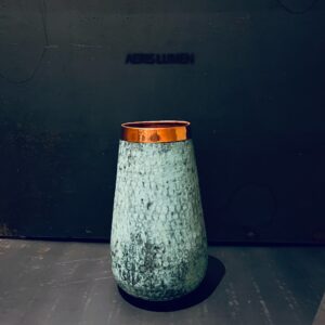 Oxideret kobbervase 21 cm