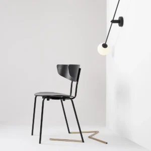 Point - Væglampe i sort metal og hvidt glas Point - Væglampe i sort metal og hvidt glas