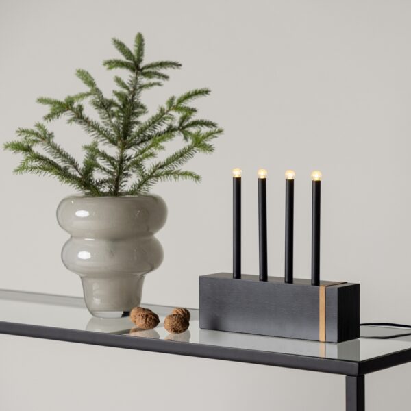 Ridge- Bordlampe i sort MDF med 4 LED lys