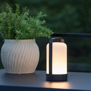 Venture Home - Fern Bordlampe Ø12xH22cm - Black/white