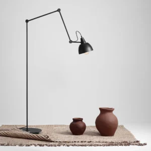 Verdi - Gulvlampe i sort metal Verdi - Gulvlampe i sort metal