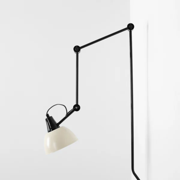 Verdi - Væglampe i cremefarvet metal Verdi - Væglampe i cremefarvet metal