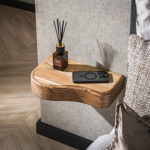 Curvey - Sengebord i massivt akacietræ, 2 stk. Curvey - Sengebord i massivt akacietræ, 2 stk.